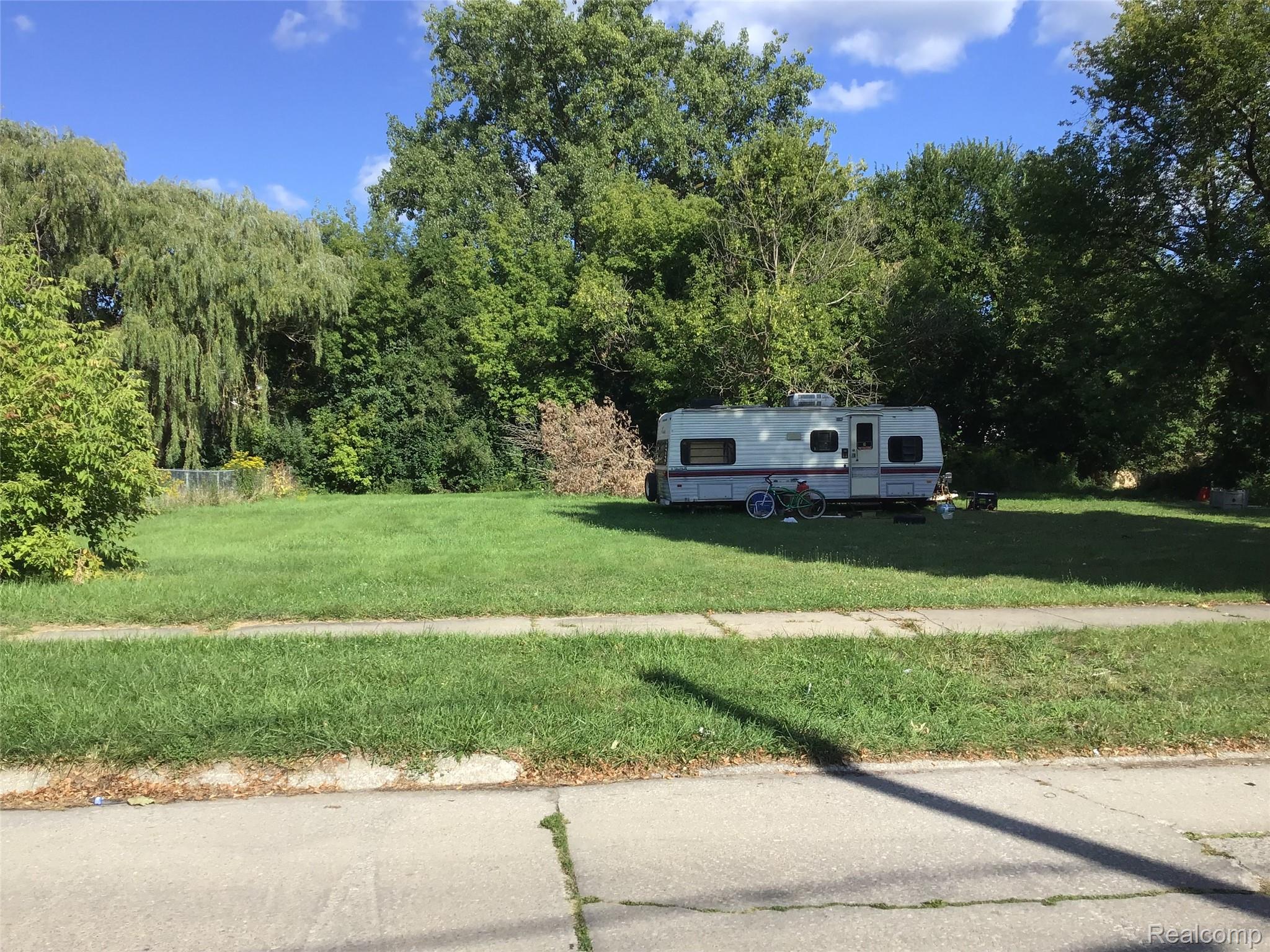 Land in Saginaw