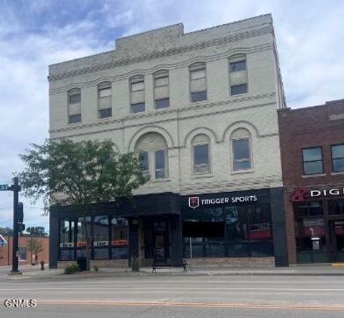 403 Dakota Avenue, Wahpeton, ND, 58074 | Card Image