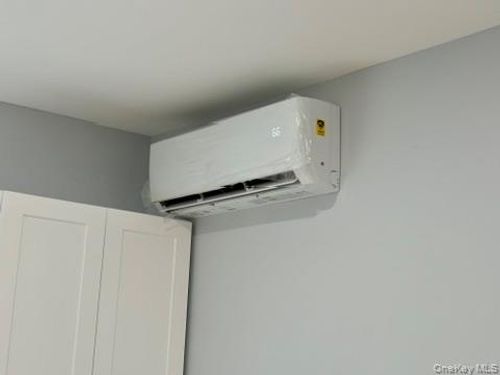 23 Belknap Ave, Yonkers, NY, 10710-5403 | Card Image