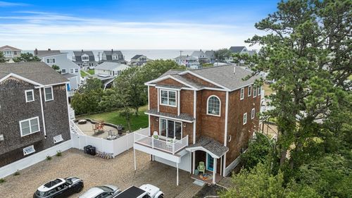 5 Coulson Pratt Dr, Salisbury, MA, 01952-2147 | Card Image