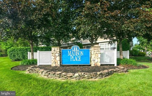 2701 Saxony Dr, Mount Laurel, NJ, 08054-6810 | Card Image