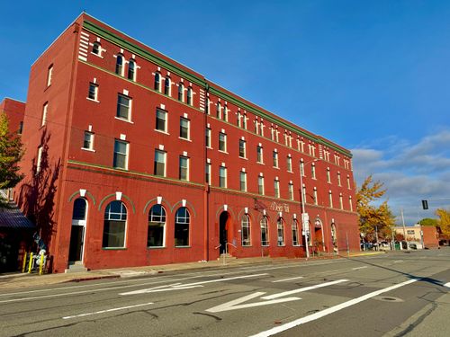 suite-b-1590 California Street, Redding, CA, 96001 | Card Image