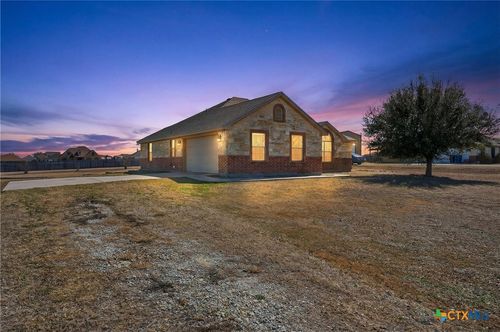 8407 Shaw Rd, Rogers, TX, 76569-3690 | Card Image