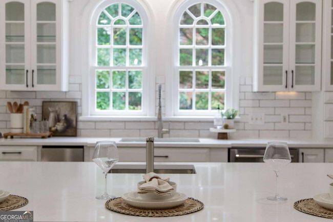 3795 Newport Bay Dr, House other with 6 bedrooms, 5 bathrooms and 3 parking in Alpharetta GA | Image 24
