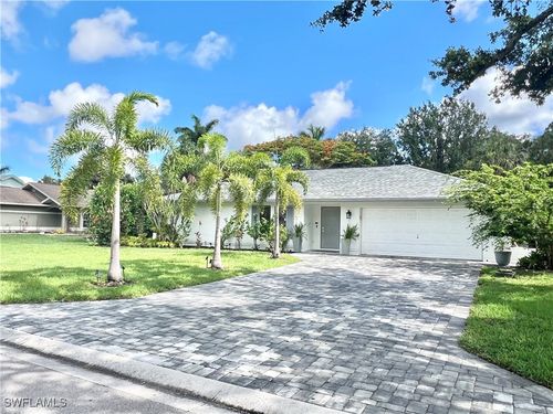 2499 River Reach Dr, NAPLES, FL, 34104-6928 | Card Image