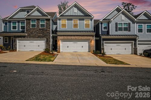 5004 Moonlight Ridge Dr, Greensboro, NC, 27455-9370 | Card Image