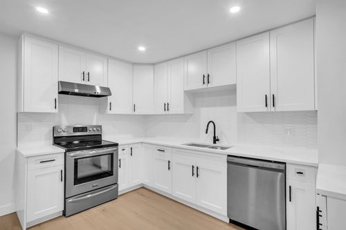 8-32705 Fraser Cres, Mission, BC, V2V1C9 | Card Image