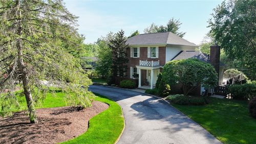 3 Stony Ln, Smithfield, RI, 02917-2444 | Card Image