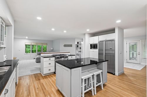 12515 Sunset Trl, Plymouth, MN, 55441-5703 | Card Image