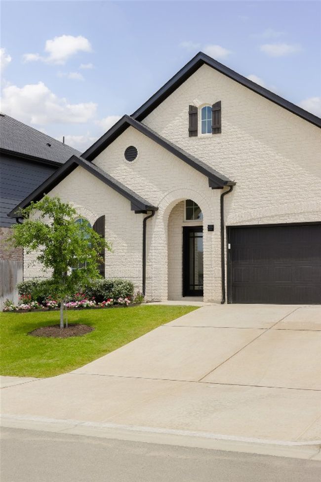 717 Sugar Cane Rd, House other with 3 bedrooms, 2 bathrooms and 2 parking in Buda TX | Image 25