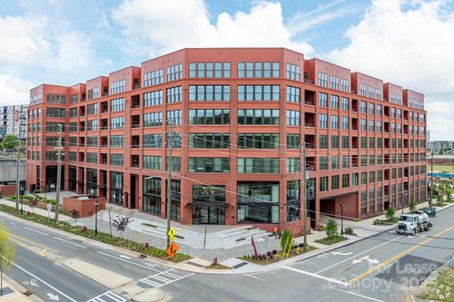 a3-300 E 36th St, Charlotte, NC, 28206-2298 | Card Image