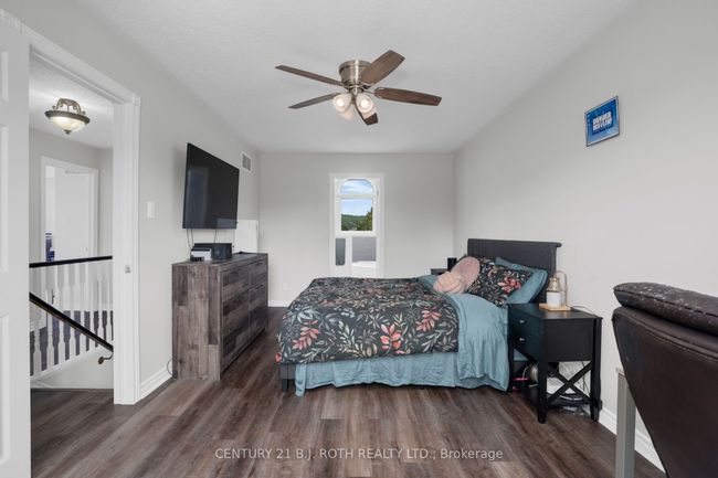 217 Pringle Dr, House other with 4 bedrooms, 4 bathrooms and 2 parking in Barrie ON | Image 13