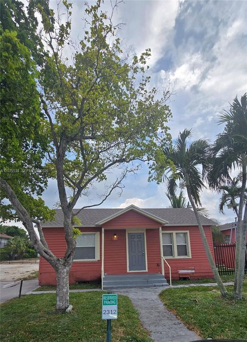 38-2312 Madison St, Hollywood, FL, 33020-5313 | Card Image