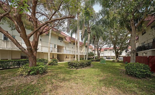 APT-227 - 6709 N Kendall Dr, Condo with 2 bedrooms, 2 bathrooms and null parking in Pinecrest FL | Image 28