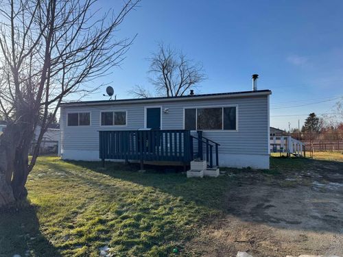 32 1st St, Kinuso, AB, T0G1K0 | Card Image