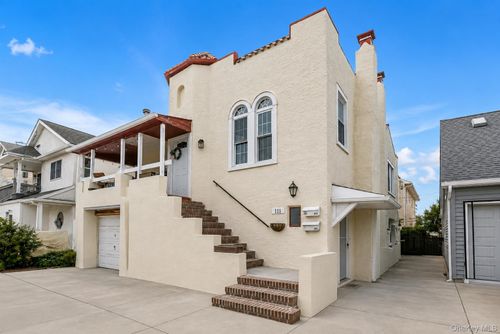 111 Cleveland Ave, Long Beach, NY, 11561-3842 | Card Image