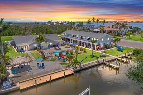 12200 Shoreview Dr, Matlacha, FL, 33993-9721 | Card Image