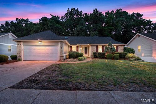 1409 Oakhall Manor Ct, Ballwin, MO, 63021-7592 | Card Image