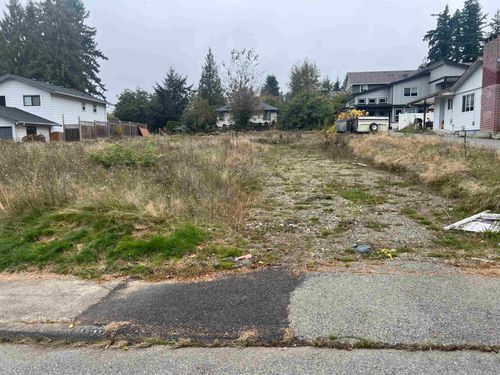 34099 Fraser St, Abbotsford, BC, V2S1X8 | Card Image