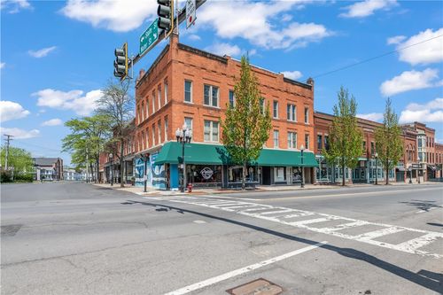 102 Fall Street, Seneca Falls, NY, 13148 | Card Image