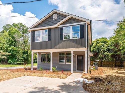 614 Kings Mountain St, Clover, SC, 29710-1222 | Card Image
