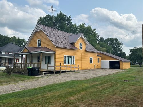 222 E Main St, Fairchild, WI, 54741-8202 | Card Image