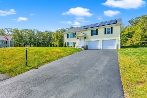 30 Noble St, Dudley, MA, 01571-5786 | Card Image