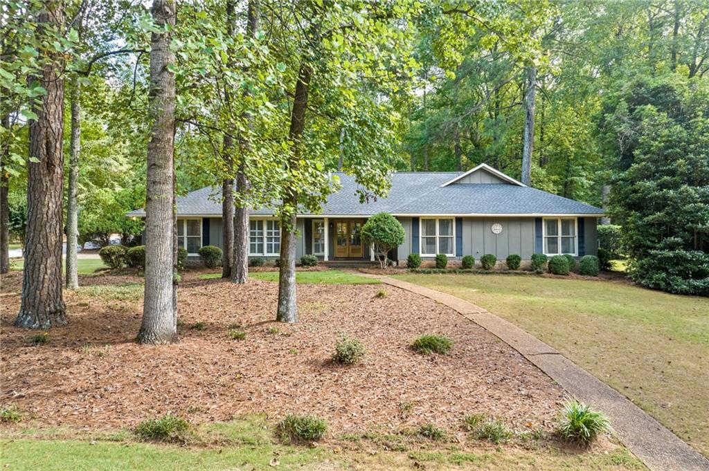 Heritage Dr, Opelika, AL 36804