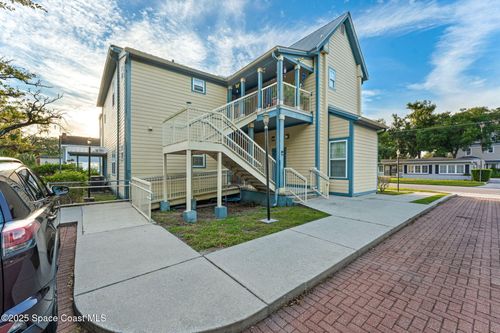 22 S Clyde Ave, Kissimmee, FL, 34741-5471 | Card Image