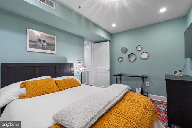 APT-2 - 1111 M St Nw, Condo with 2 bedrooms, 2 bathrooms and null parking in WASHINGTON DC | Image 24