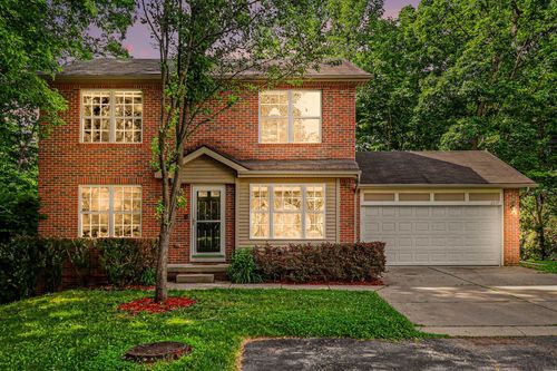 2637 Konrad Ct, Auburn Hills, MI, 48326-2054 | Card Image