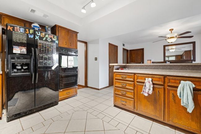 1303 Creekview Dr, House other with 4 bedrooms, 3 bathrooms and null parking in Round Rock TX | Image 13