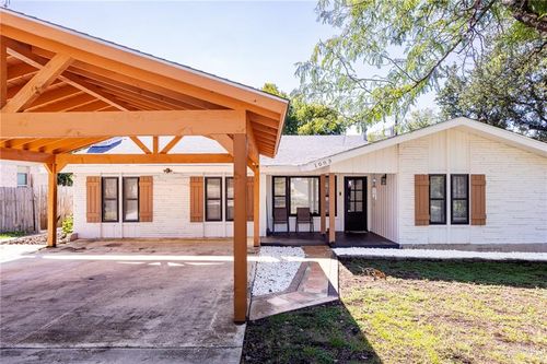 1003 Temple Dr, Kerrville, TX, 78028-2947 | Card Image