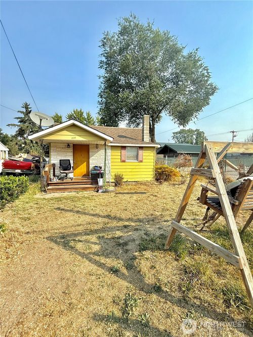 430 4th Ave W, Omak, WA, 98841-9200 | Card Image