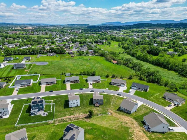 306 Coyote Run, House other with 4 bedrooms, 3 bathrooms and null parking in BROADWAY VA | Image 64
