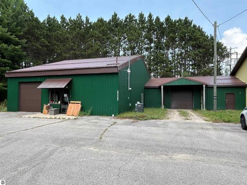 5110 M 72, Traverse City, MI, 49684 | Card Image