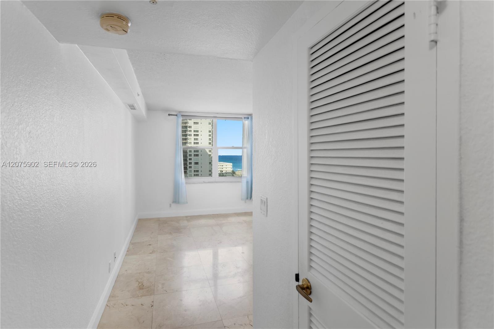 Residential Lease in Hollywood 5