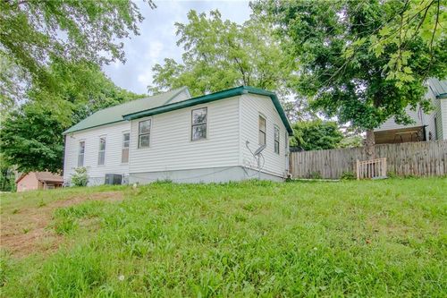 104 W Osage St, Warsaw, MO, 65355-3118 | Card Image