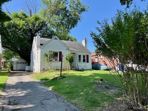 8354 Orchard Ave, Saint Louis, MO, 63132-2820 | Card Image