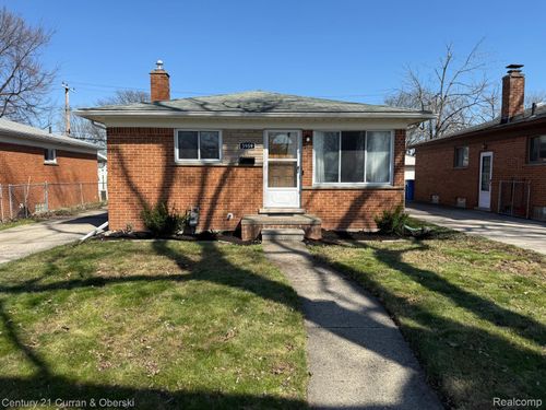 3959 Monroe St, Dearborn Heights, MI, 48125-2544 | Card Image