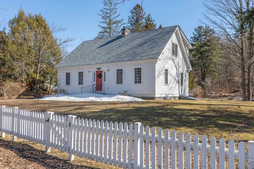 299 S Main St, Wallingford, VT, 05773-7500 | Card Image