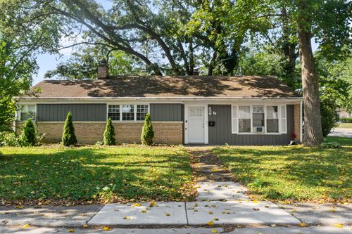 19 Apple Ln, Park Forest, IL, 60466-2054 | Card Image