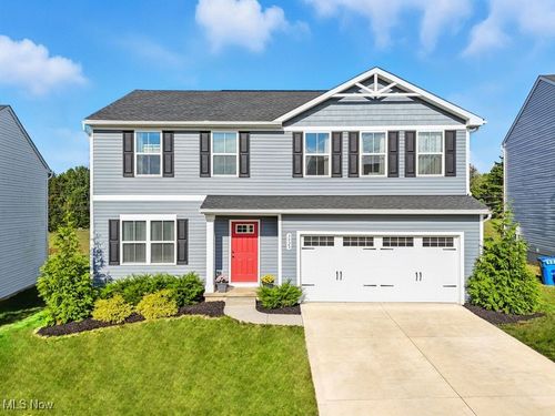 3923 Higgins Dr, Barberton, OH, 44203 | Card Image