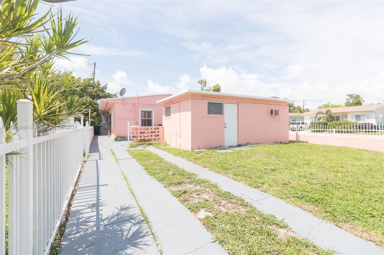 Miami Ave, Miami, FL 33127