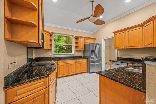 4610 Peacock Dr, Pensacola, FL, 32504-6825 | Card Image