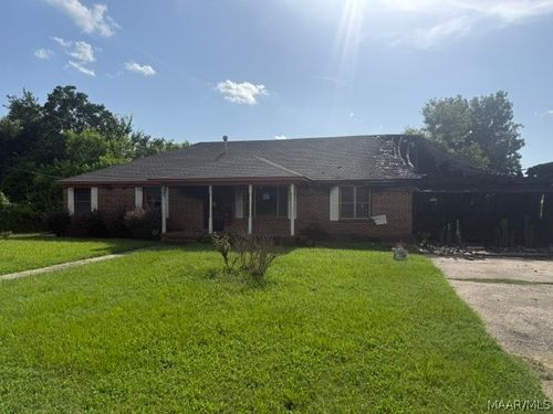 1505 Vine St, Selma, AL, 36703-2633 | Card Image