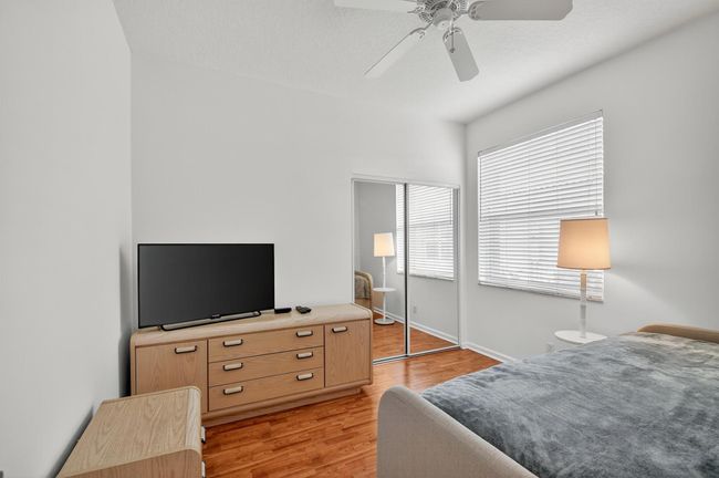 9675 Crescent View Dr N, Condo with 3 bedrooms, 2 bathrooms and null parking in Boynton Beach FL | Image 25
