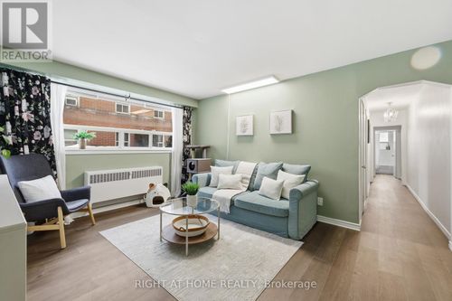 11-223 Macnab St S, Hamilton, ON, L8P3C9 | Card Image