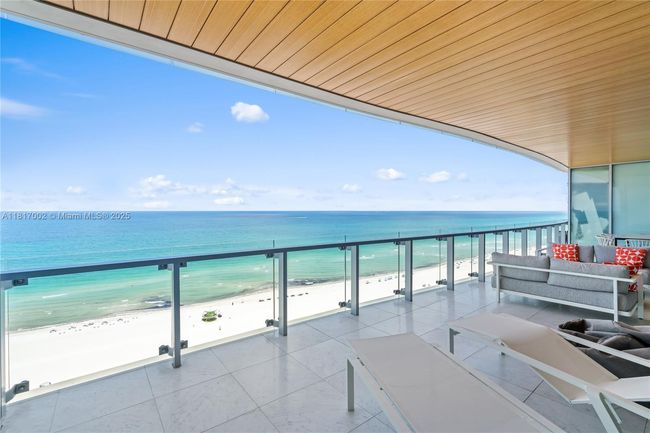 APT-1602 - 5775 Collins Ave, Condo with 2 bedrooms, 3 bathrooms and null parking in Miami Beach FL | Image 43