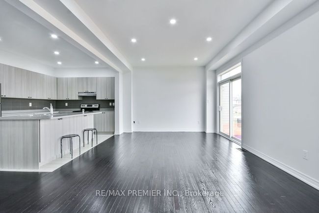 51 Sasco Way, House other with 4 bedrooms, 4 bathrooms and 4 parking in Angus ON | Image 15